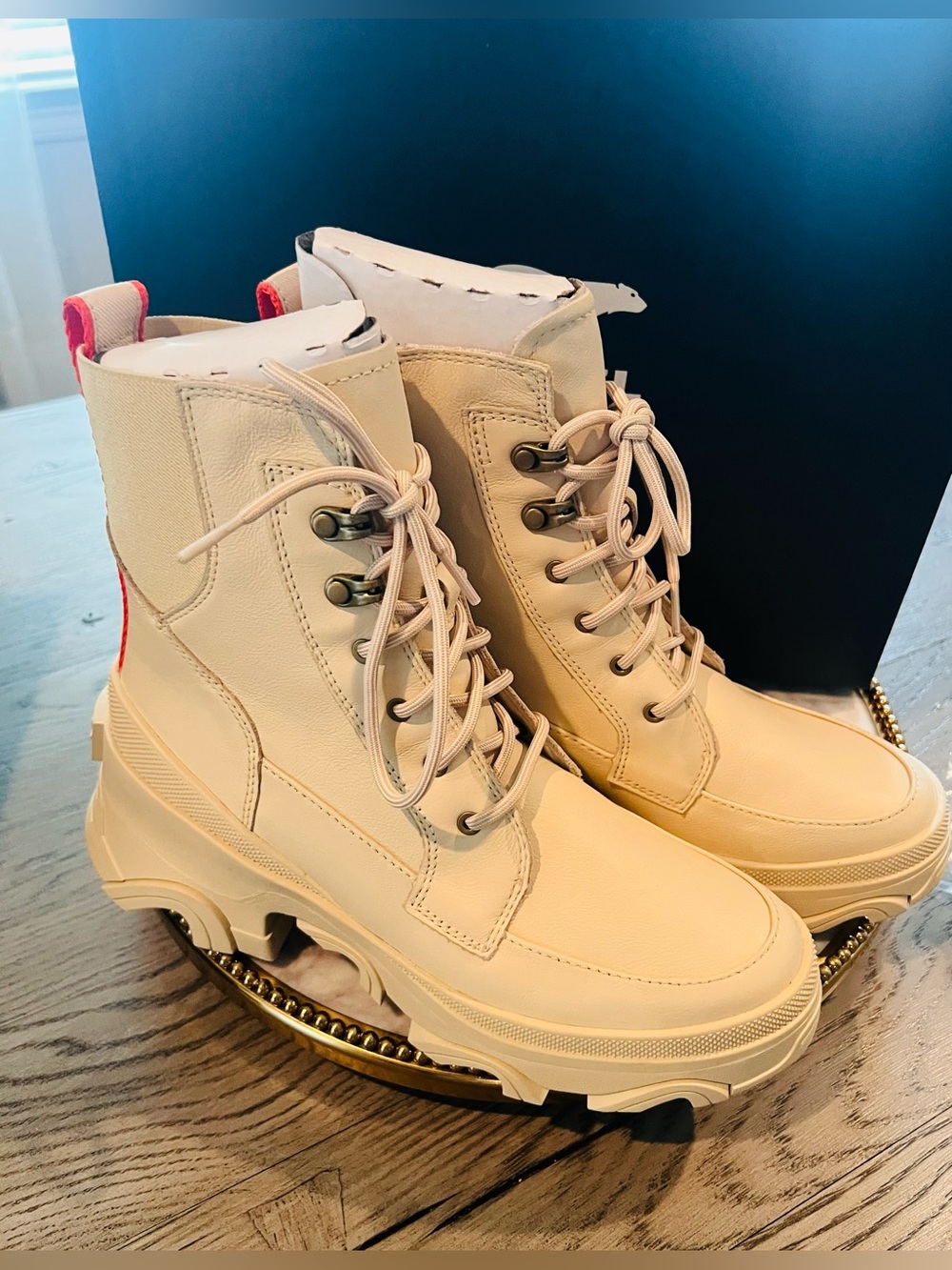 Sorel Brex Lace-Up Leather Boots in Bleached Ceramic | Sz. 7.5 (NWB)